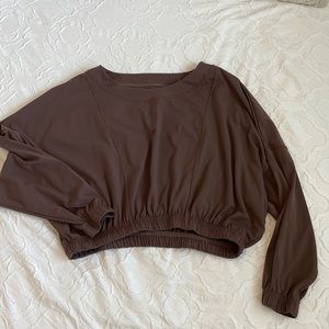 Balance cropped pull over